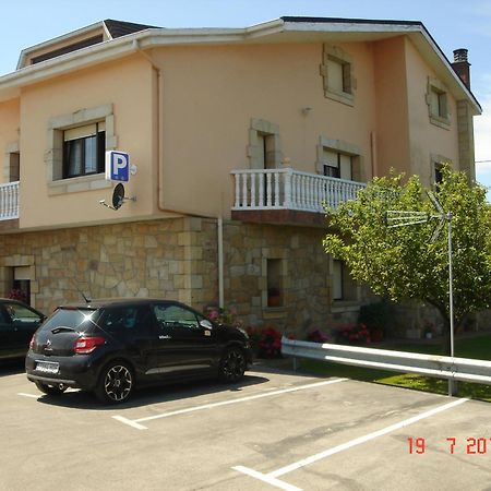 Residencial Santamaría Hotel Sancibrián Exterior foto