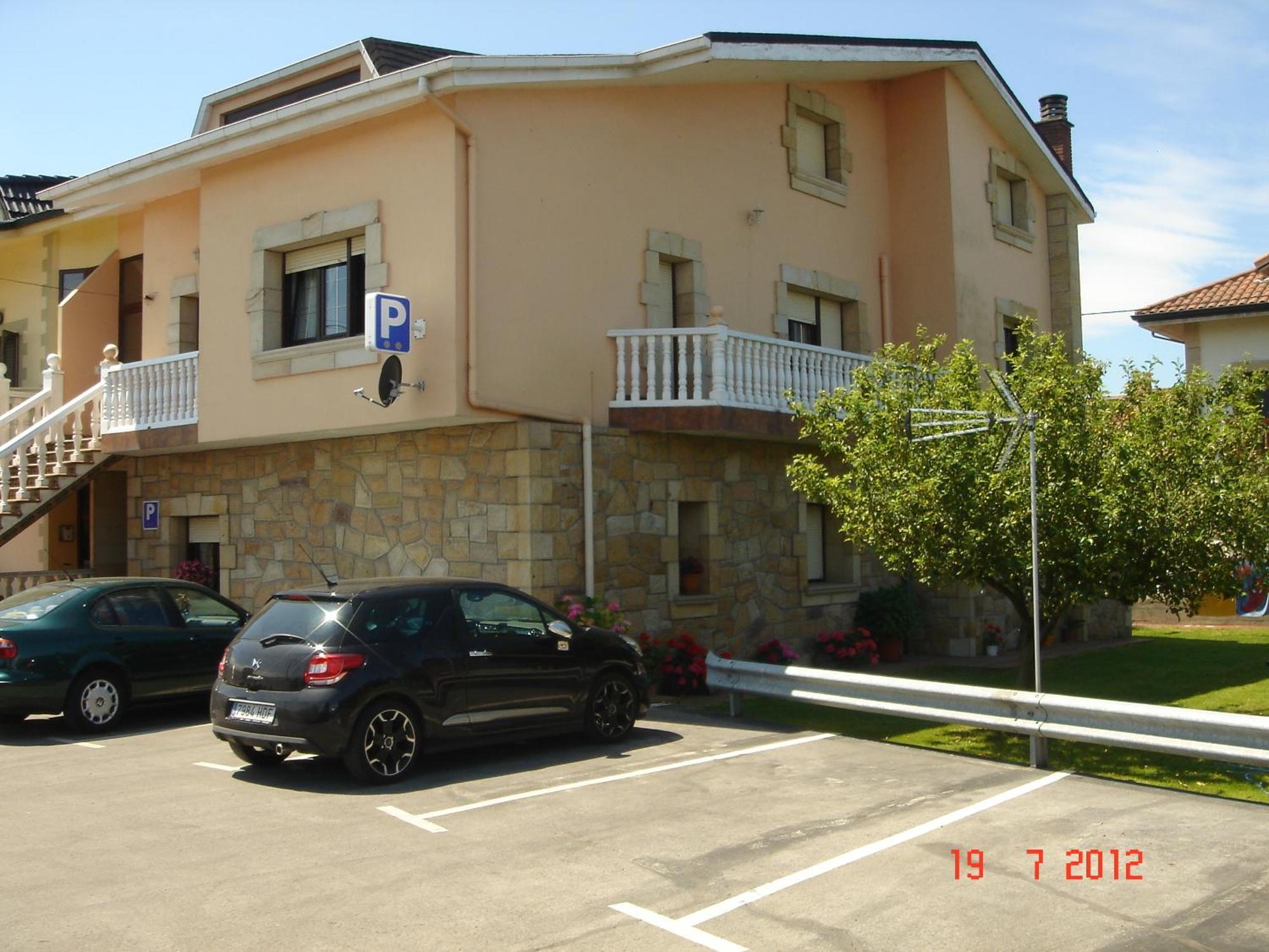 Residencial Santamaría Hotel Sancibrián Exterior foto